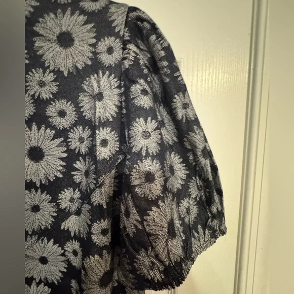 Piper and Scoot The Cressida Sunflower Woven Midi Dress - Picture 9 of 10